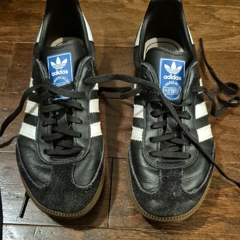 Adidas Samba Indoor Soccer/Gym Sneakers